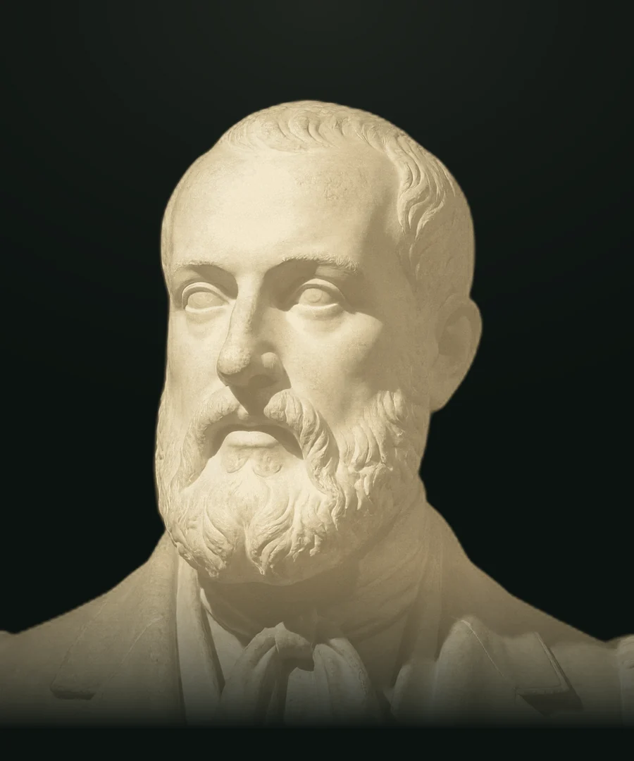 De Giorgi, busto in pietra leccese