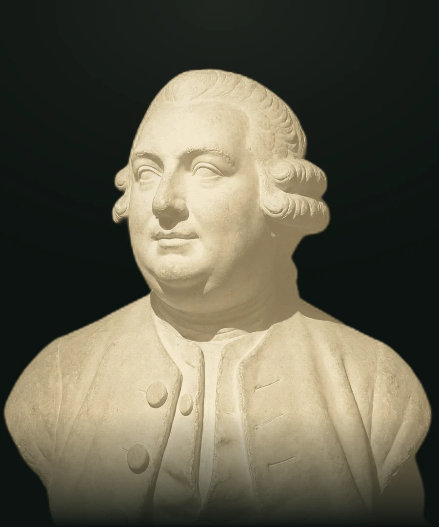 Hume, busto in pietra leccese